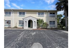 6635 Warwick Circle, Fort Myers, FL 33919 - MLS#2025013558