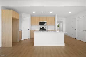 2709 22nd Street, Lehigh Acres, FL 33976 - MLS#2025013562