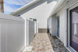 707 3rd Court, Cape Coral, FL 33991 - MLS#2025013578