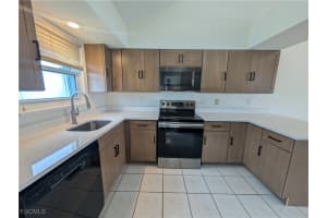 707 3rd Court, Cape Coral, FL 33991 - MLS#2025013578