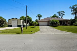 457 Laconic Avenue, Lehigh Acres, FL 33974 - MLS#2025013615