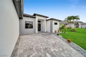 1125 11th Court, Cape Coral, FL 33991 - MLS#2025013642