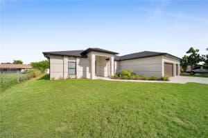 205 9th Place, Cape Coral, FL 33909 - MLS#2025013684