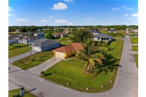 4600 Flora Avenue, Lehigh Acres, FL 33976 - MLS#2025013719