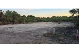 302 Pinehurst Avenue, Lehigh Acres, FL 33974 - MLS#2025013720