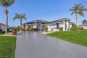 2027 21st Street, Cape Coral, FL 33990 - MLS#2025013732