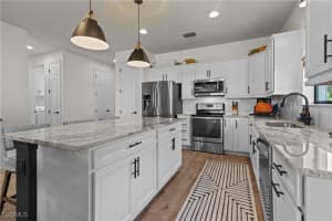 15711 Angelica Drive, Alva, FL 33920 - MLS#2025013738