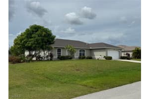 2818 7th Place, Cape Coral, FL 33914 - MLS#2025013833