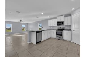 1826 7th Place, Cape Coral, FL 33993 - MLS#2025013843