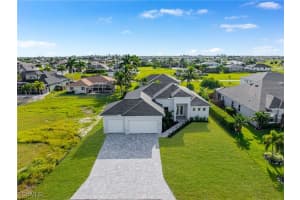 821 37th Place, Cape Coral, FL 33993 - MLS#2025013846