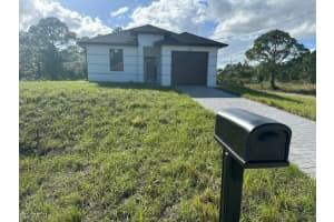 810 Downer Avenue, Lehigh Acres, FL 33974 - MLS#2025013849