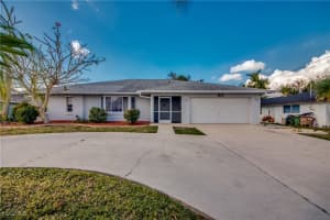 904 4th Place, Cape Coral, FL 33990 - MLS#2025013868