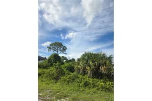 3504 72nd Street, Lehigh Acres, FL 33971 - MLS#2025013925