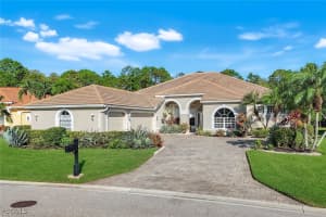 10824 Pond Ridge Dr, Fort Myers