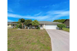 4520 11th Place, Cape Coral, FL 33904 - MLS#2025013951