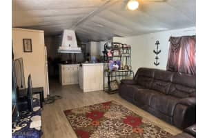 784 Avenue E NW, Moore Haven, FL 33471 - MLS#2025014051