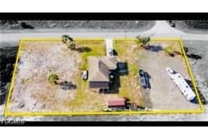 824 Lamar Street, Lehigh Acres, FL 33974 - MLS#2025014117
