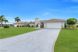 3746 1st Place, Cape Coral, FL 33904 - MLS#2025014123