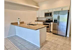 545 4th Terrace, Cape Coral, FL 33990 - MLS#2025014128