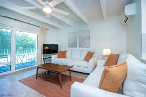 429 Gulf Drive, Sanibel, FL 33957 Sold 11/14/25