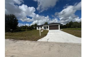 1203 Oak Avenue, Lehigh Acres, FL 33972 - MLS#2025014231