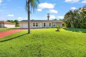 31 10th Avenue, Cape Coral, FL 33909 - MLS#2025014367