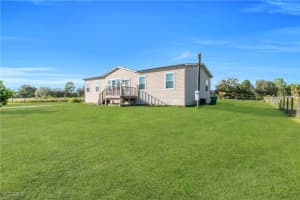 7824 8th Pl, Labelle, FL 33935 - MLS#2025014433