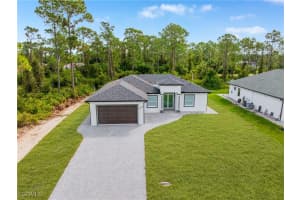 333 Lownde Avenue, Lehigh Acres, FL 33974 - MLS#2025014438