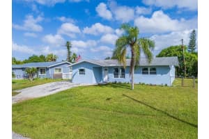 2209 Delta Street, Fort Myers, FL 33907 - MLS#2025014521