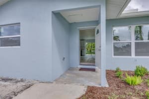 2209 Delta Street, Fort Myers, FL 33907 - MLS#2025014521