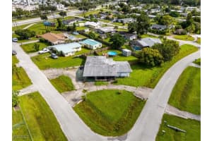 298 Lakeview Drive, North Fort Myers, FL 33917 - MLS#2025014538