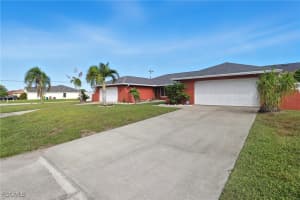 913 Mohawk Parkway, Cape Coral, FL 33914 - MLS#2025014549