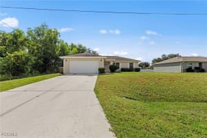 3407 25th Street, Lehigh Acres, FL 33976 - MLS#2025014658