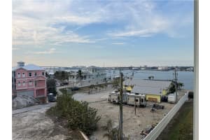 345 Mango Street, Fort Myers Beach, FL 33931 - MLS#2025014745