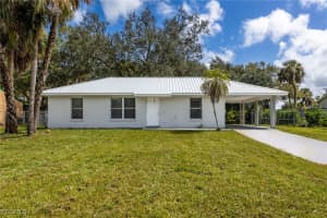 4041 Sunflower Circle, Labelle, FL 33935 - MLS#2025014746