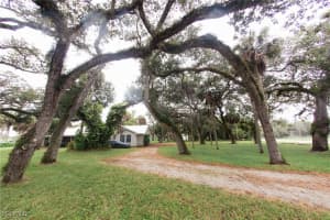 4055 County Rd 78, Fort Denaud, FL 33935 - MLS#2025014778