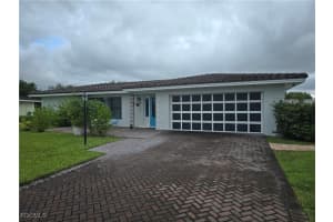 211 Richmond Ave S, Lehigh Acres