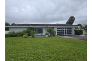 211 Richmond Avenue, Lehigh Acres, FL 33936 - MLS#2025014790