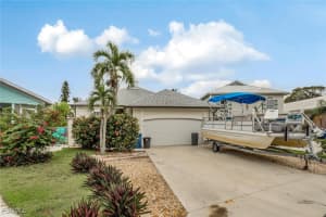 6062 Waterway Bay Drive, Fort Myers, FL 33908 - MLS#2025014811
