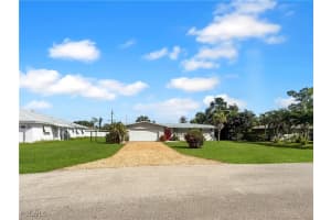 2355 Ivy Avenue, Fort Myers, FL 33907 - MLS#2025014822