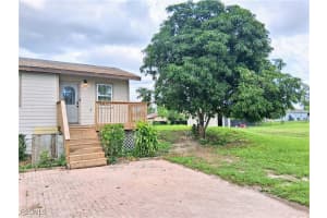 3720 1st Street, Lehigh Acres, FL 33976 - MLS#2025014834
