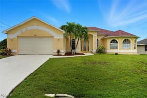 3908 15th Street, Lehigh Acres, FL 33976 - MLS#2025014838
