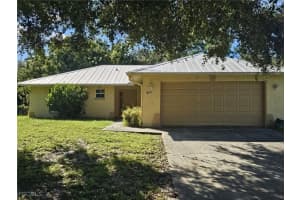910 Naples Avenue, Lehigh Acres, FL 33974 - MLS#2025014941