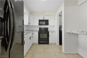 4208 19th Place, Cape Coral, FL 33904 - MLS#2025014956