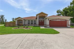2221 5th Place, Cape Coral, FL 33990 - MLS#2025014957