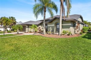 1048 Harbour Drake Dr, Punta Gorda