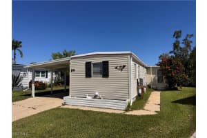 89 Sun Circle, Fort Myers, FL 33905 - MLS#2025015199