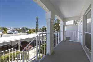 876 Gulf Pavilion Drive, Naples, FL 34108 - MLS#2025015241