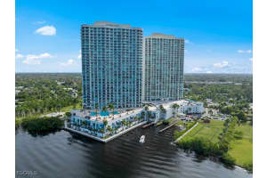 3000 Oasis Grand Blvd 1603, Fort Myers