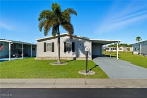 276 Lakeside Drive, North Fort Myers, FL 33903 - MLS#2025015327